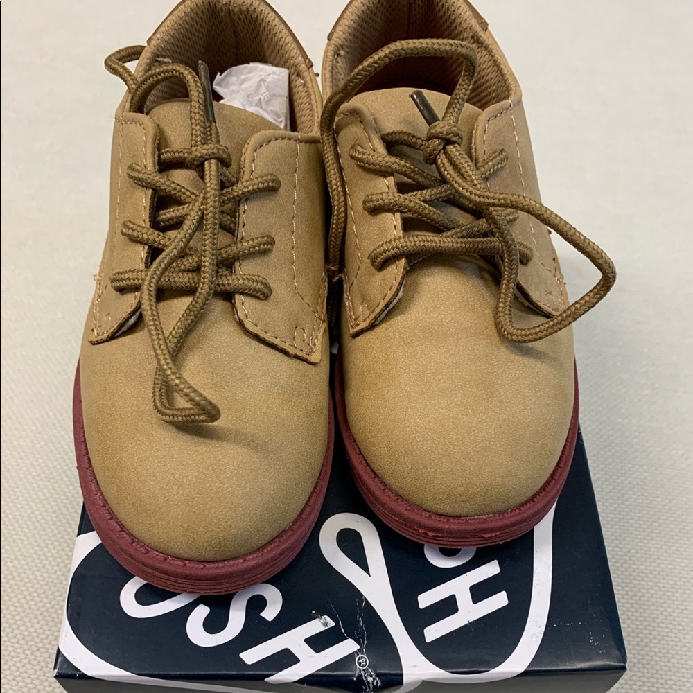 OshKosh B’Gosh Oxfords 💥 Like new 💥
